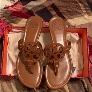 Tory Burch Miller Leather logo Sandals in size 7